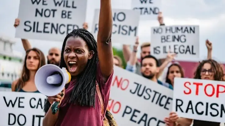 現代社会とは何を意味するのでしょうか？' title='現代社会とは何を意味するのでしょうか？