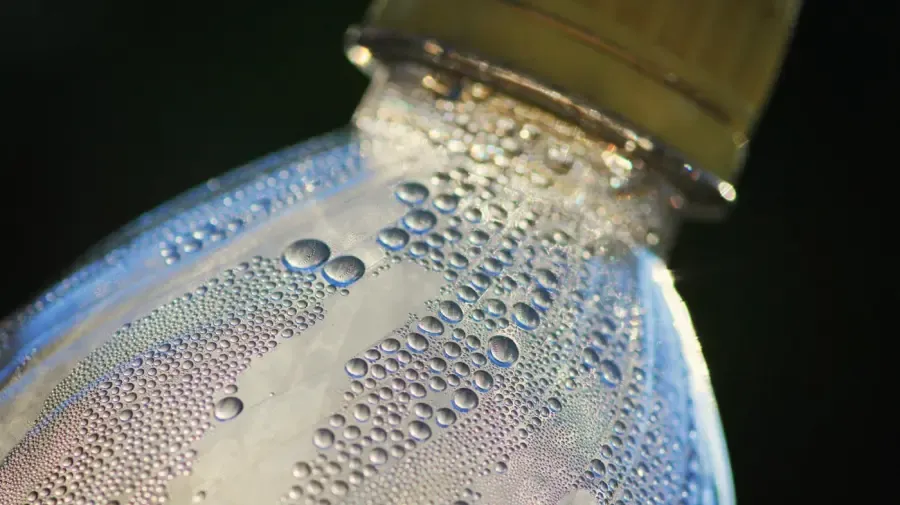 2リットルのボトルには何回分入っていますか?