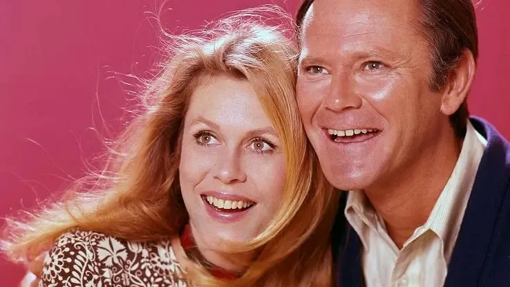 最愛のカルト TV クラシック「Bewitched」の舞台裏に迫る' title='最愛のカルト TV クラシック「Bewitched」の舞台裏に迫る
