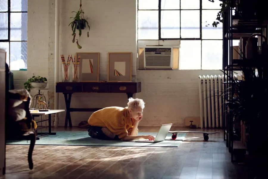 Mikä on ikkuna-ilmastointilaitteen tuuletusaukon tarkoitus?