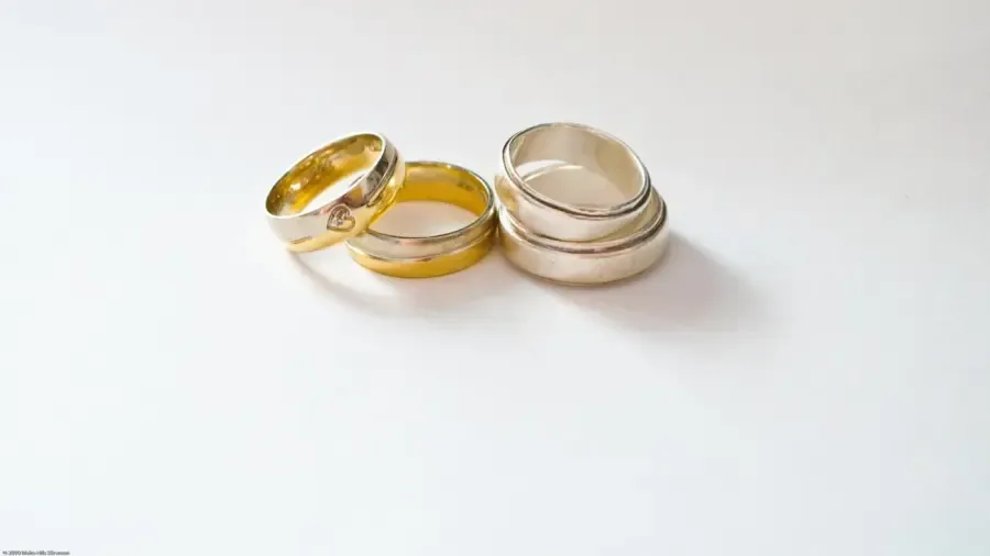 Was bedeutet 10 kp auf einem Goldring?