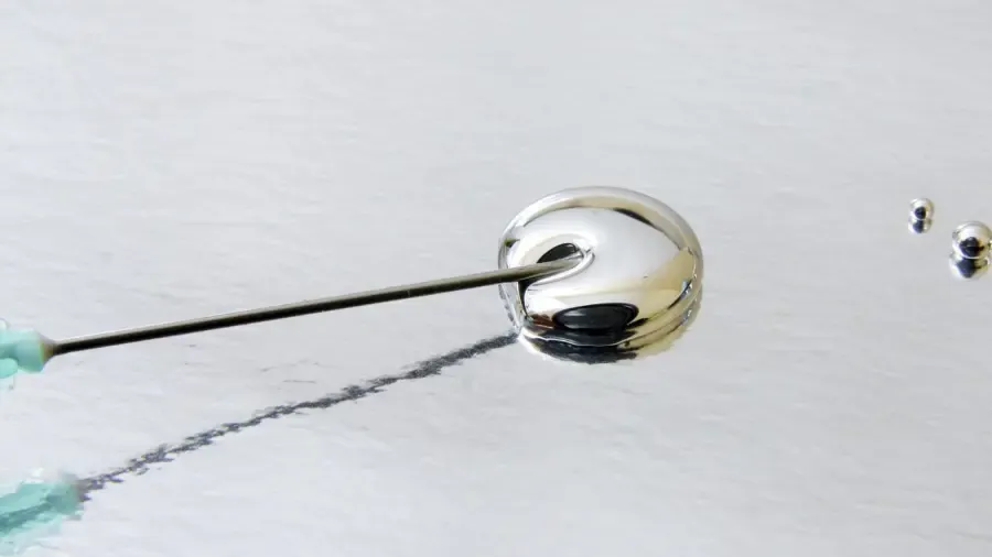 Combien coûte l’élément Mercure par gramme ?